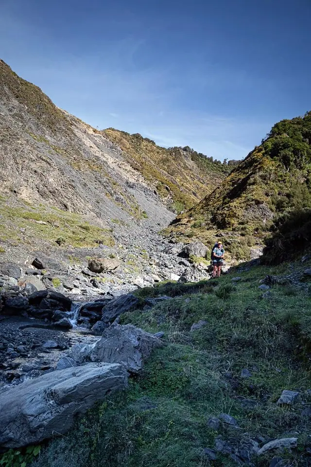 Tramper in a stream bed