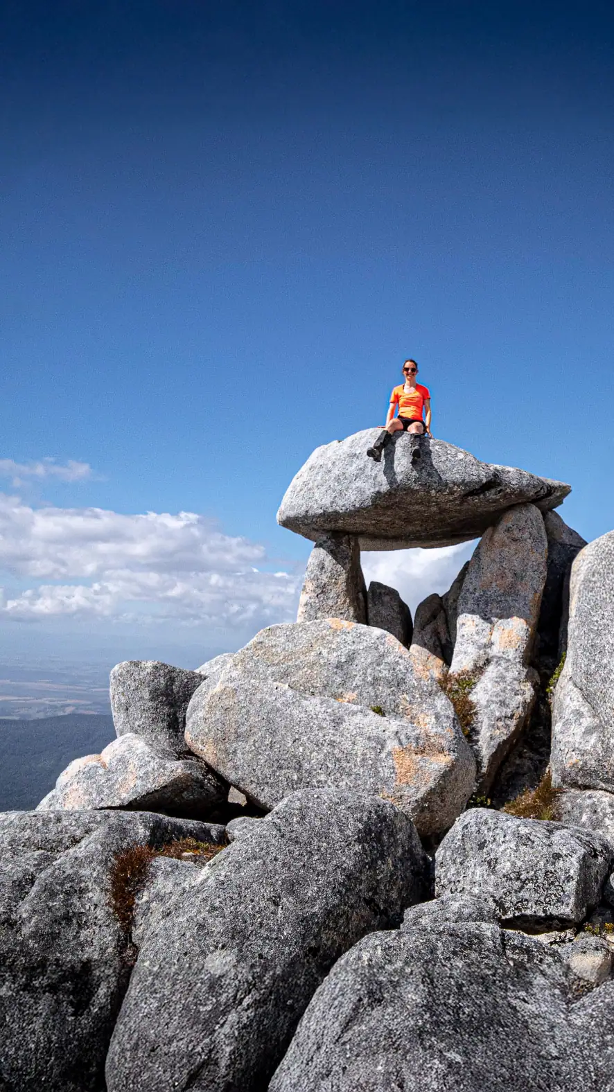 Mt Titiroa: The Fiordland Mountain Covered in ‘Snow’ That Never Melts