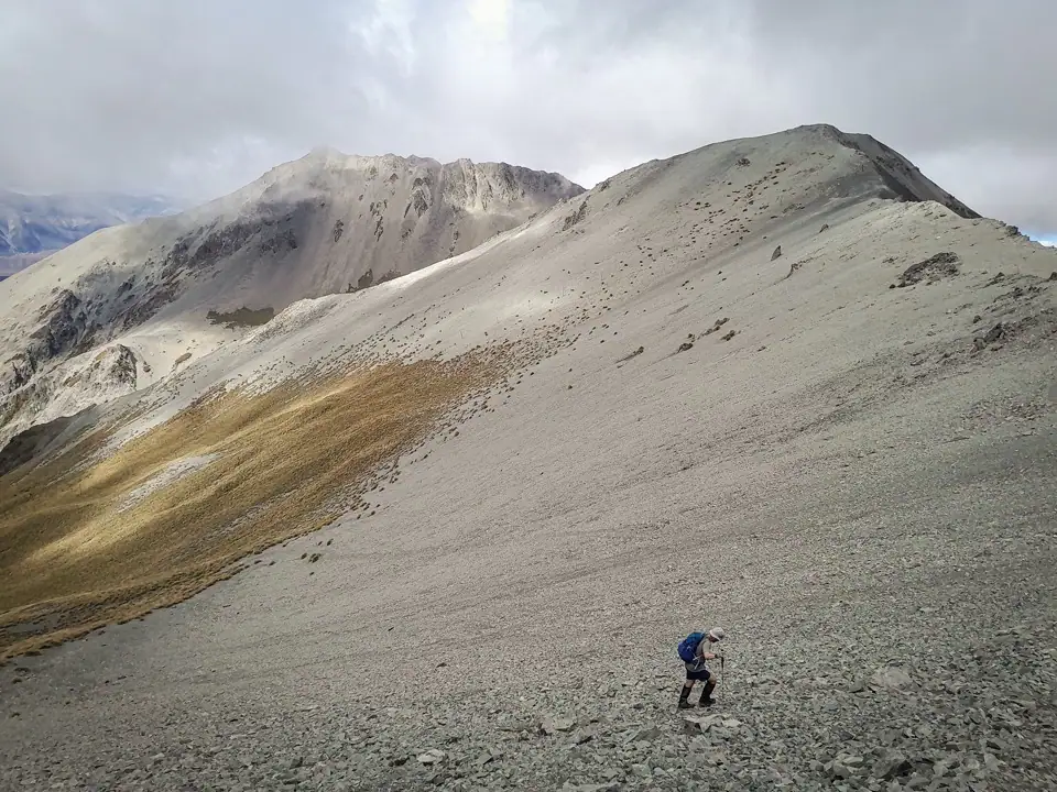 Heading up the scree to Nervous Knob
