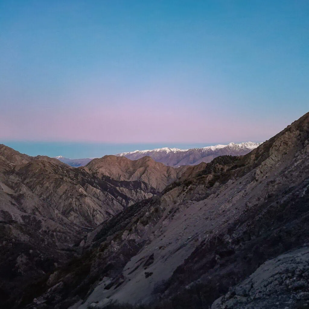 View from George Saddle to wards a snow covered Inland Kaikōura Range, Ka Whata Tu o Rakihouia Clarence